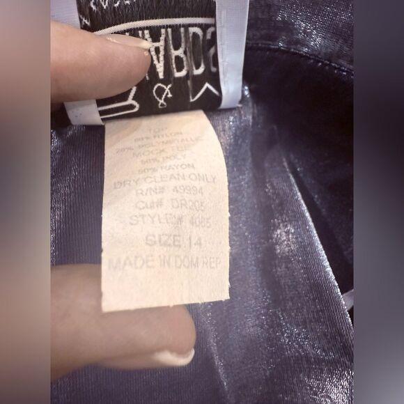 Silver Sequin 2-Piece Pant Jacket Top Set – Size 14 R&M Richards  By Karen Wong - Picture 8 of 11